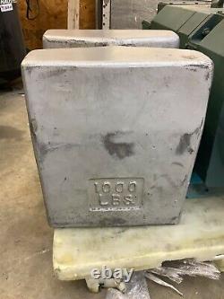 1L0Z Cast Iron Weight 1000 LBS