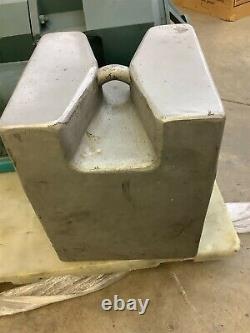 1L0Z Cast Iron Weight 1000 LBS