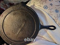 ANTIQUE GATE MARKED CAST IRON SKILLET #7 SINGLE SPOUT with HEAT RING 1800's