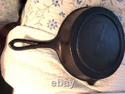 ANTIQUE GATE MARKED CAST IRON SKILLET #7 SINGLE SPOUT with HEAT RING 1800's