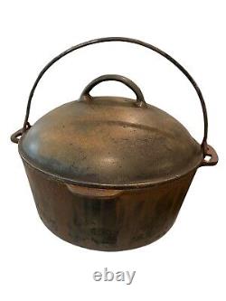 Antique 10 CAST IRON DUTCH OVEN #8 Not Marked Wagner Signs Of Use & Age As Is