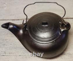Antique 1800's Large Cast Iron Tea Kettle 10+lb. Bail Handle Gate Mark No Holes