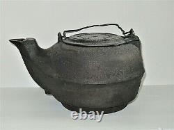 Antique 1870 #7 Cast Iron Kettle P & B Mfg. Nashville Primitive Cabin Farm Decor