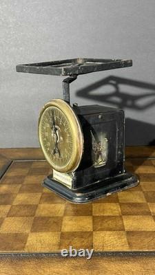 Antique American Cutlery Co. Cast Iron Scale Chicago USA, ca. 1900s Young America