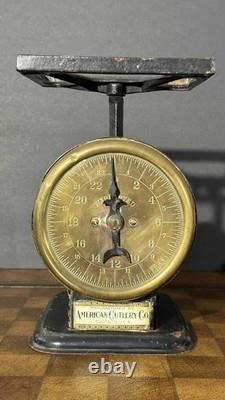 Antique American Cutlery Co. Cast Iron Scale Chicago USA, ca. 1900s Young America