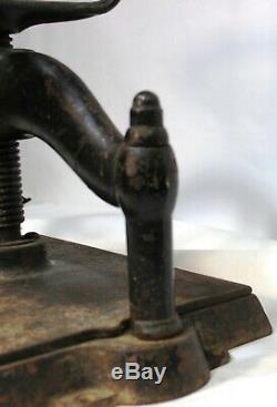 Antique Cast Iron Book Press Binding Hand Wheel Binder 78 LBS! 15 X 10.5