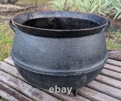 Antique Cast Iron Cauldron Pot Footed 2 Gate Marks H #12 Heavy 42Lb