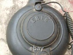 Antique ERIE No. 9 Gate Marked Cast Iron Tea Pot Kettle withoriginal Hang Chain