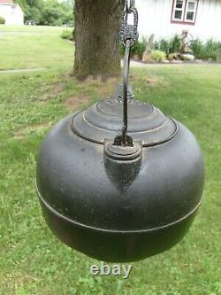 Antique ERIE No. 9 Gate Marked Cast Iron Tea Pot Kettle withoriginal Hang Chain