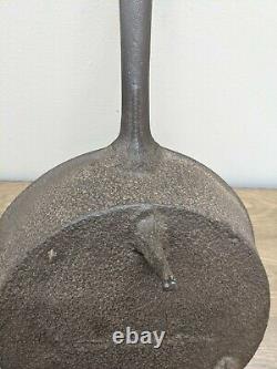 Antique Large Long Handle 3 Legged Cast Iron 12 SPIDER SKILLET withGate Mark