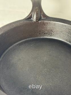 Antique Late 1800's WC Davis & Co Cinti O Cast Iron Skillet #7 Heat Ring 1 Spout