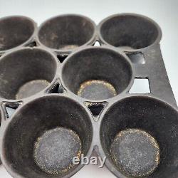 Antique No. 10 B Cast Iron Muffin Popover Pan With 11 Forms