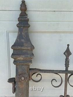 Antique Ornate Victorian Cast Iron Newel Fence Post & Architectural Fence