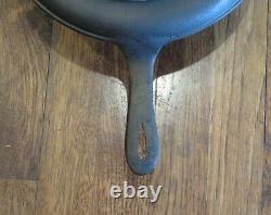 Antique Round Cast Iron Griddle With Gate, Heat Ring and Molder's Marks