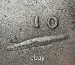 Antique Spider Cast Iron Pan, 3 Legs, 4 in. Gate Mark, 10 Base Mark, Pre-1860
