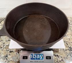 Antique Spider Cast Iron Pan, 3 Legs, 4 in. Gate Mark, 10 Base Mark, Pre-1860