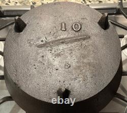 Antique Spider Cast Iron Pan, 3 Legs, 4 in. Gate Mark, 10 Base Mark, Pre-1860