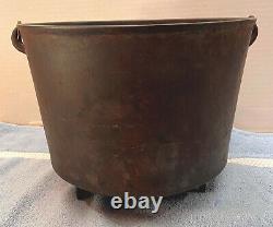 Antique Three Legged Cast Iron Bean Pot Kettle Cauldron #8
