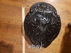 Antique Victorian Cast Iron Fireside Coal Scuttle Bin / 21 Lbs. 18x14x10