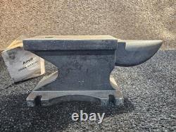 Anvil Cast-Iron 100 Lbs Heat Treated Long Round Horn, Black