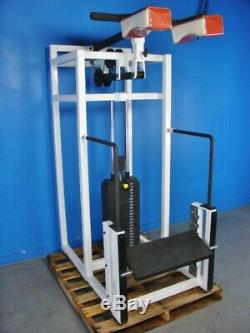 CEMCO Bear Squat Calf machine With375lbs WEIGHT STACK