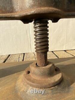 Cast Iron Book Press Binding Hand Wheel Binder 68 LBS! Top Deck 15 X 9 5/8