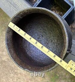 Cast Iron Cauldron/Pot. 2 gal. 3 Legs gate-marked Pre-1900s Antique Restored