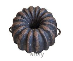 Cast Iron cake pan early 20th century (# 15864)