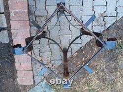 Cast iron outdoor table base vintage Cast iron outdoor table base vintage