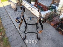 Cast iron outdoor table base vintage Cast iron outdoor table base vintage