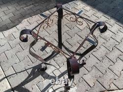 Cast iron outdoor table base vintage Cast iron outdoor table base vintage