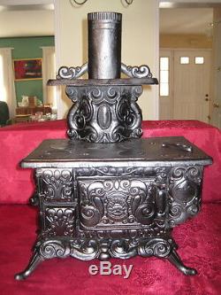 Child's Heavy 60 lb. Cast Iron Stove Marked Favorite Probable Repro