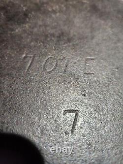 ERIE (No Quote) 701 E #7 Cast Iron Skillet