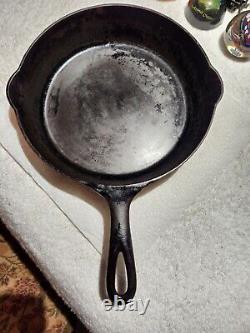 ERIE (No Quote) 701 E #7 Cast Iron Skillet