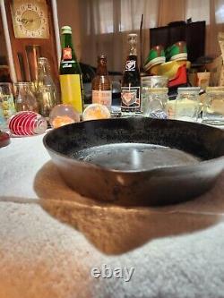 ERIE (No Quote) 701 E #7 Cast Iron Skillet