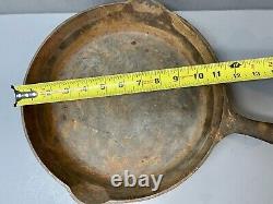 Griswold Cast Iron Skillet 9, 710 As Is 1924-1940, Total Length 16 ML