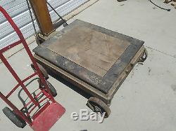 HUGE antique cast iron HOWE platform scale 4000 lbs capacity