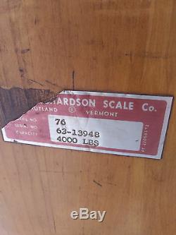 HUGE antique cast iron HOWE platform scale 4000 lbs capacity