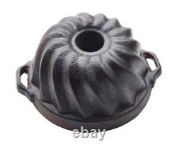 Heavy Cast Iron cake pan small design 20th century (# 6903)