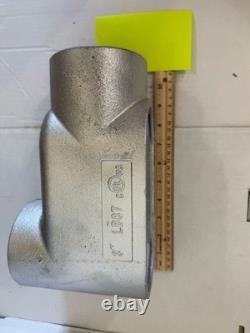 LB8G7 TOPAZ MALLEABLE IRON CONDUIT BODY 3 INCH HUBS TYPE LB FORM 7 Cast Gray