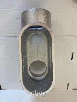 LB8G7 TOPAZ MALLEABLE IRON CONDUIT BODY 3 INCH HUBS TYPE LB FORM 7 Cast Gray