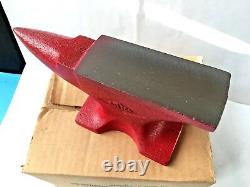 LITTCO NO. 119 CAST IRON 8lb ANVIL LITTLESTOWN HARDWARE FOUNDRY CO. NEW OLD STOCK