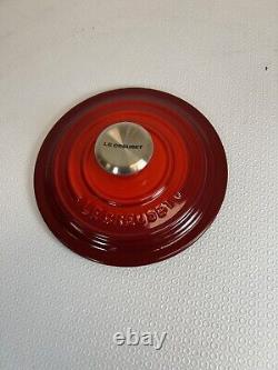Le Creuset 1.75 Qt. Saucepan Cerise SS Knob Enameled Cast-iron minor blemish
