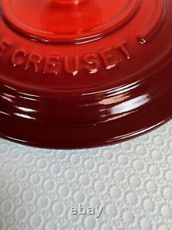 Le Creuset 1.75 Qt. Saucepan Cerise SS Knob Enameled Cast-iron minor blemish