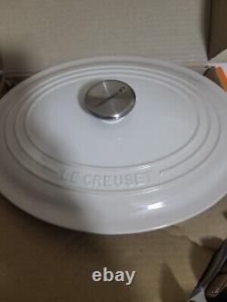 Le Creuset 4.5 Qt Round Dutch Oven MERINGUE Enameled Cast-iron- GREAT GIFT