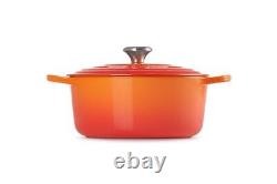 Le Creuset Enameled Cast Iron Signature Round Dutch Oven, 5.5 Quart, Flame