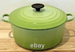 Le Creuset Kiwi Green 24 CM 4.5 Quart Round Cast Iron Dutch Oven Retired Color