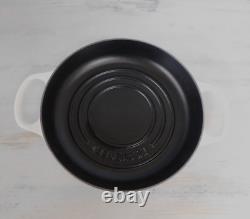 Le Creuset Signature Cast Iron 1.75 Quart Bread Oven, Shiny White NEW