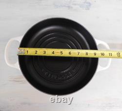Le Creuset Signature Cast Iron 1.75 Quart Bread Oven, Shiny White NEW