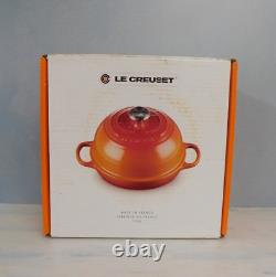Le Creuset Signature Cast Iron 1.75 Quart Bread Oven, Shiny White NEW